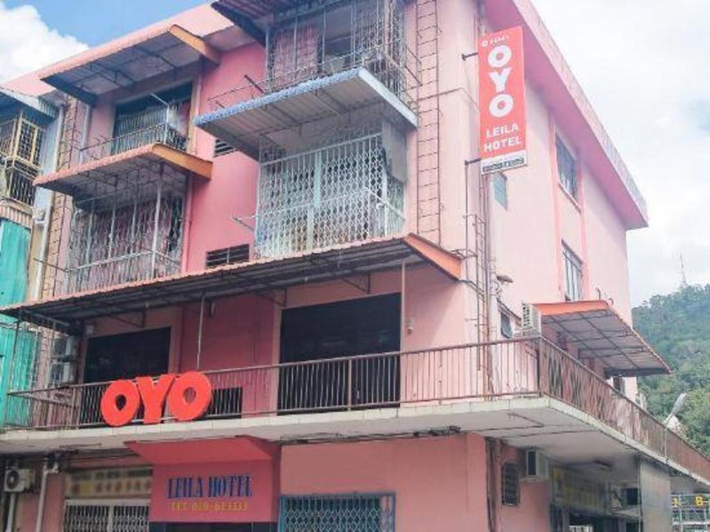 Oyo 89851 Leila Hotel SDK Esterno foto