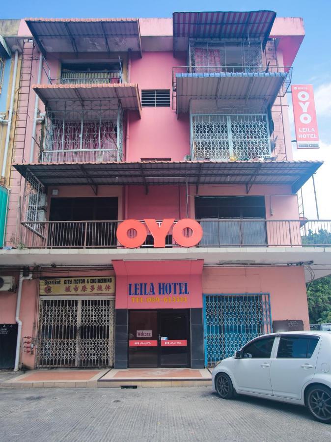Oyo 89851 Leila Hotel SDK Esterno foto